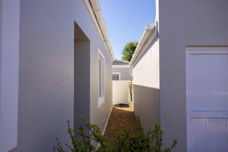 3 Bedroom Property for Sale in Capri Western Cape